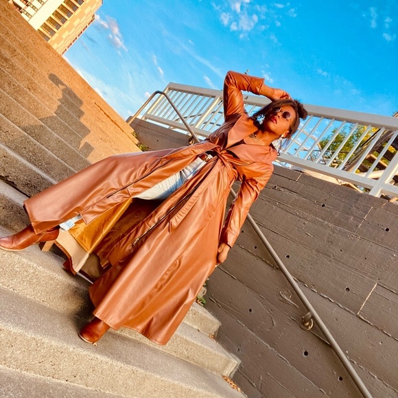 Mahogany vixen trench coat - Picture 1 of 6